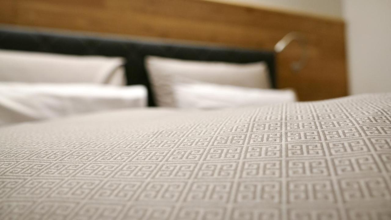 Alpchalet Bellevue Hotel Samnaun Kültér fotó