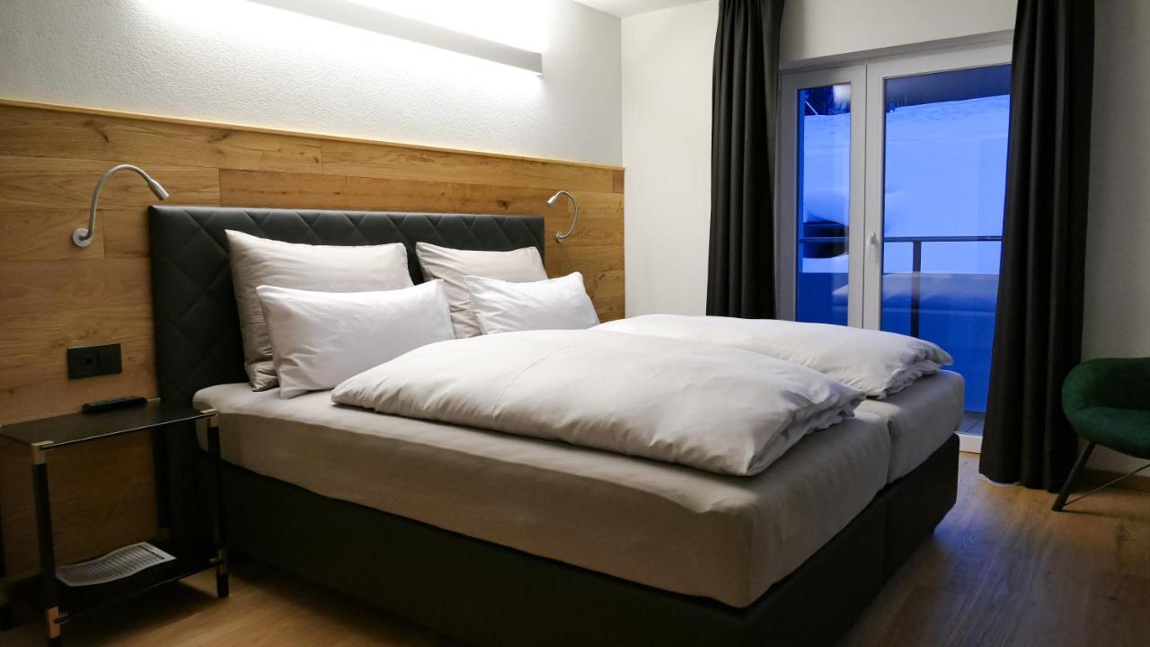 Alpchalet Bellevue Hotel Samnaun Kültér fotó
